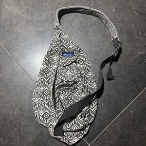 KAVU Rope Sling Bag Original Crossbody Backpack Black White Aztec Polyester Cute